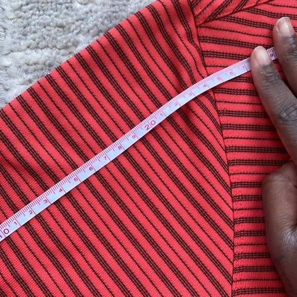 SOLD-Nike Orange Workout Polo top - Picture 16 of 16